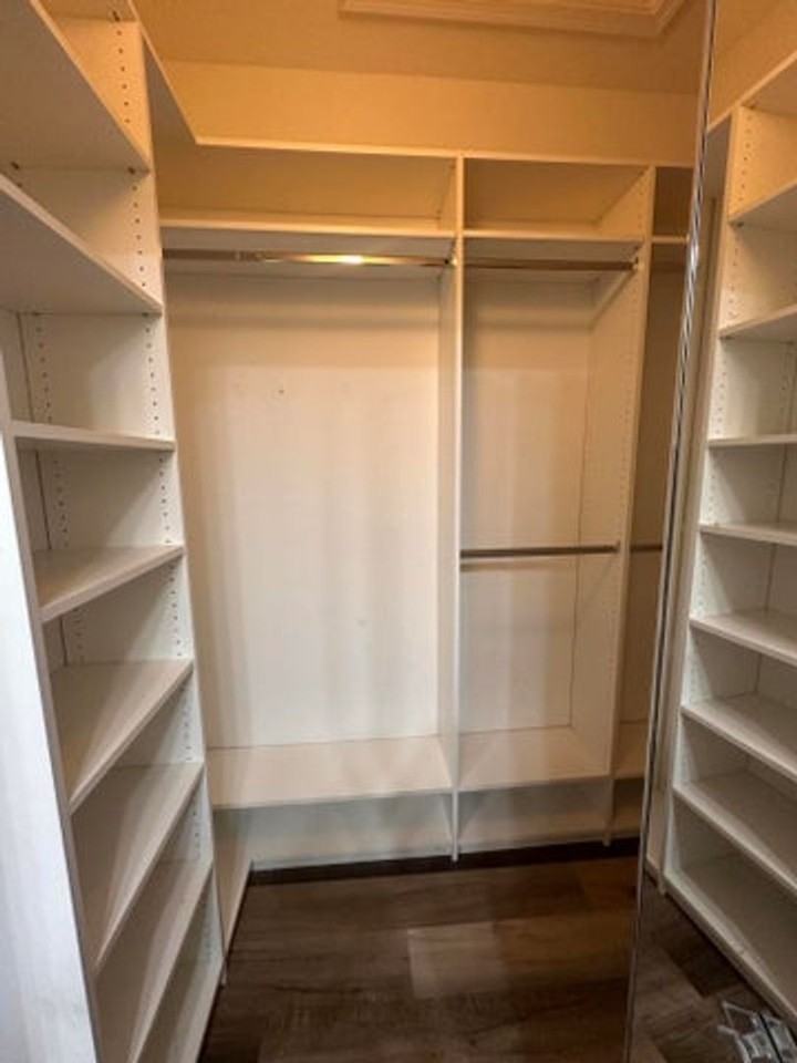 3016 Nw 30th Ave - Photo 4 of 10