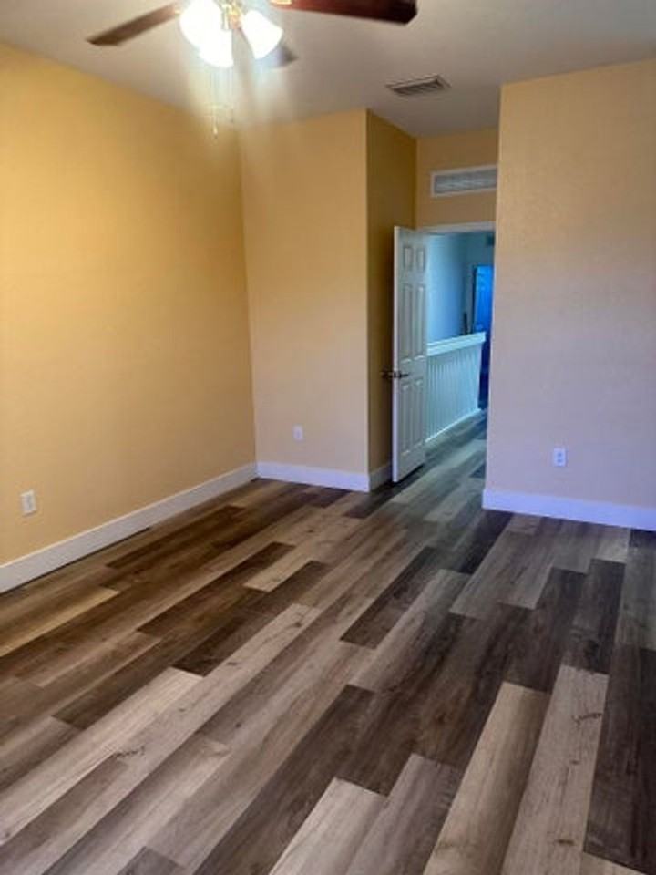 3016 Nw 30th Ave - Photo 5 of 10