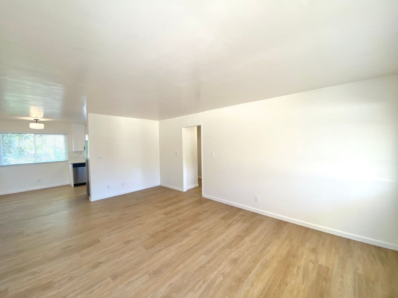 112 W Arrellaga St - Photo 6 of 17