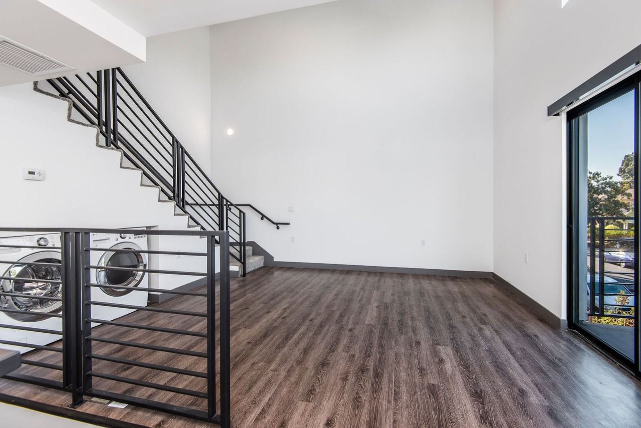 Come home to these New Modern Townhouse in Hollywood! - Photo 6 of 24