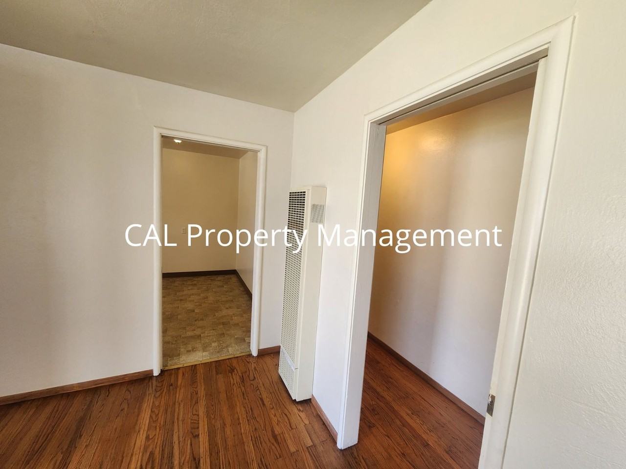 430 E Laurel Dr - Photo 3 of 17