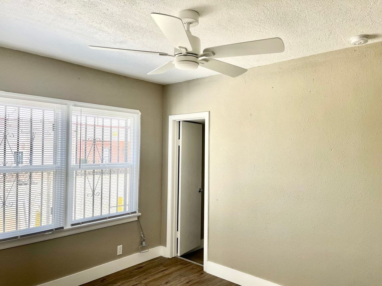 1762 Gardenia Ave - Photo 2 of 12