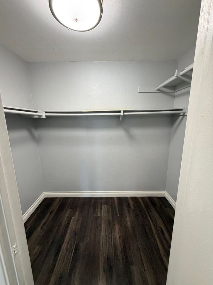7720 Crescent Ave - Photo 3 of 9