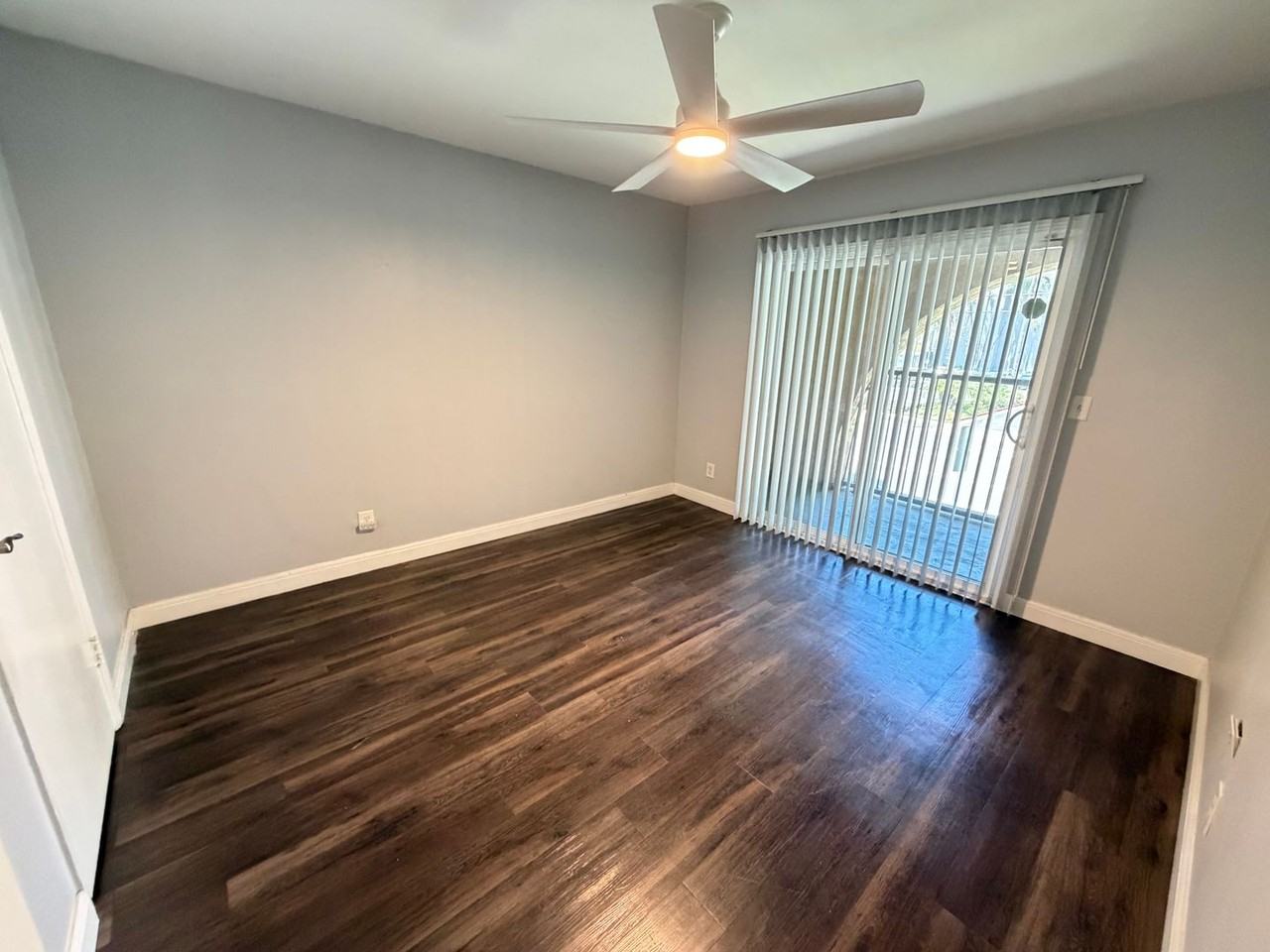 7720 Crescent Ave - Photo 5 of 9