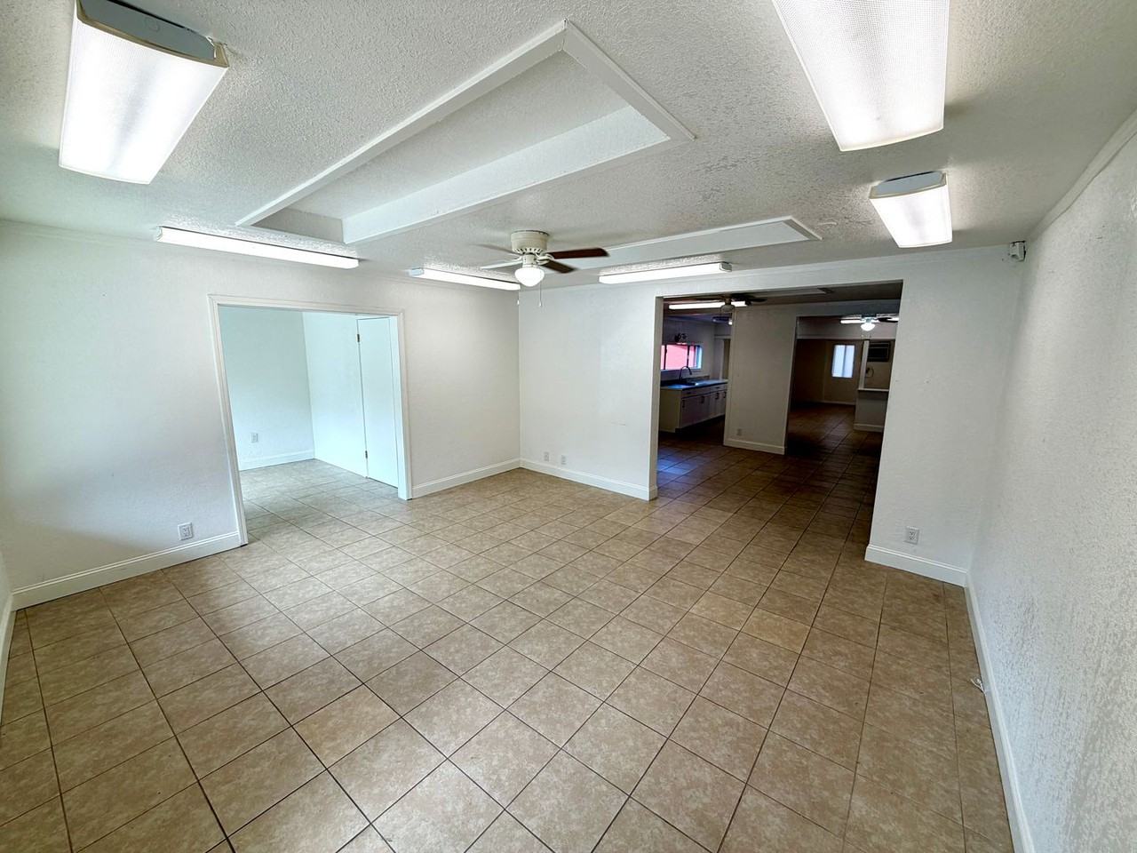 18178 Main St - Photo 4 of 10