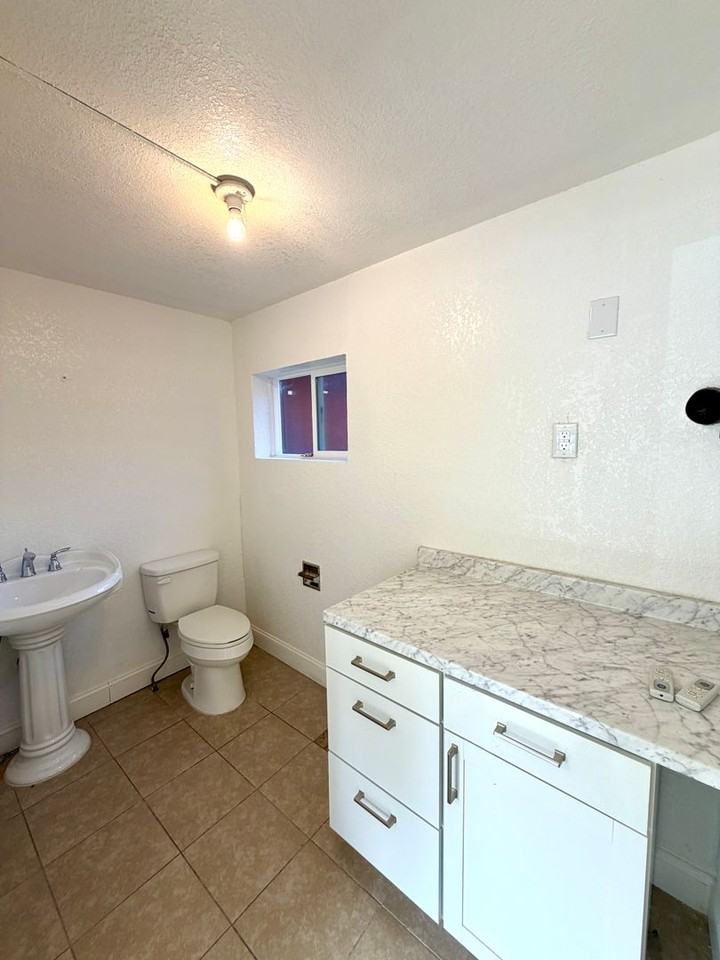 18178 Main St - Photo 6 of 10