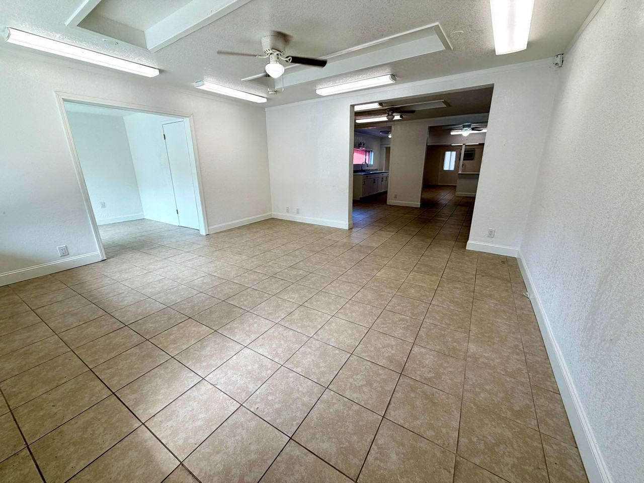 18178 Main St - Photo 7 of 10