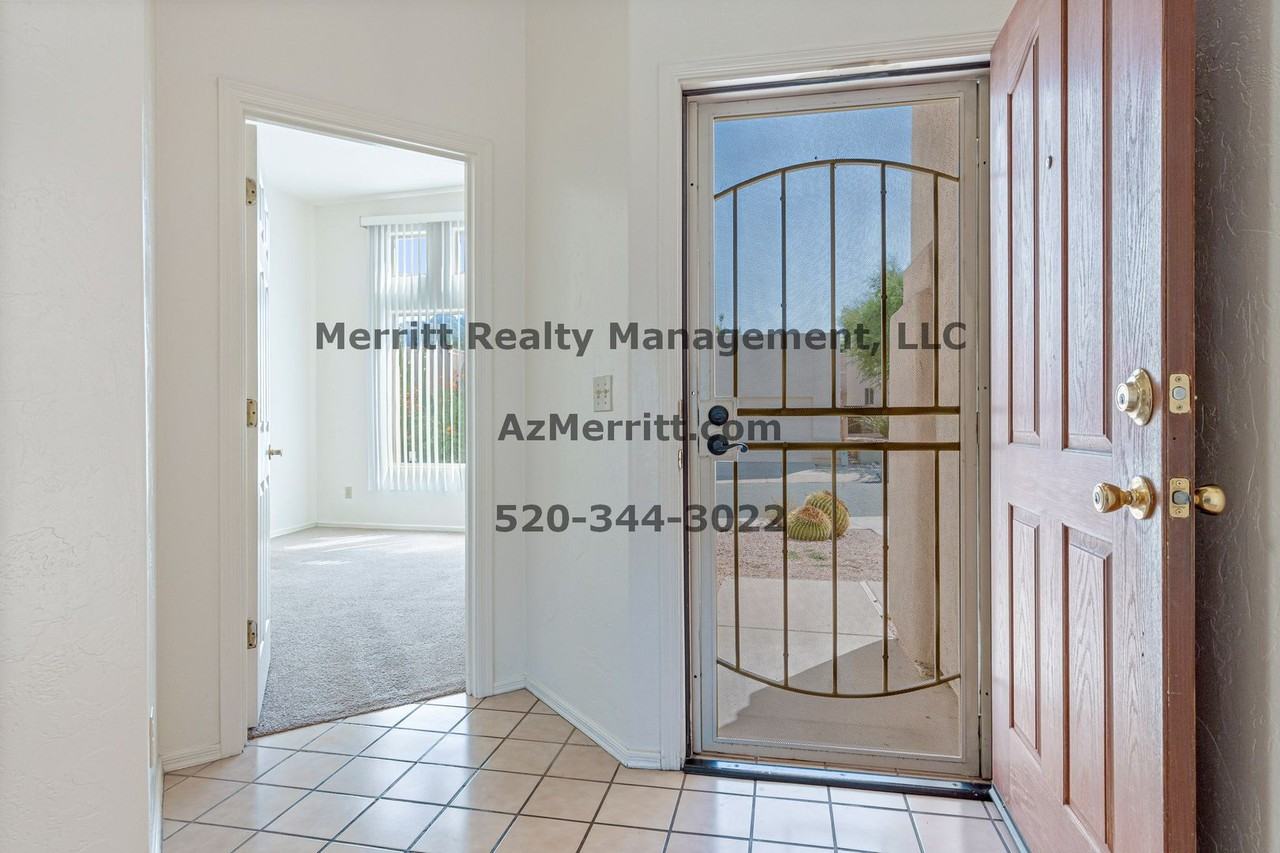 6361 N Camino Aguante - Photo 3 of 27