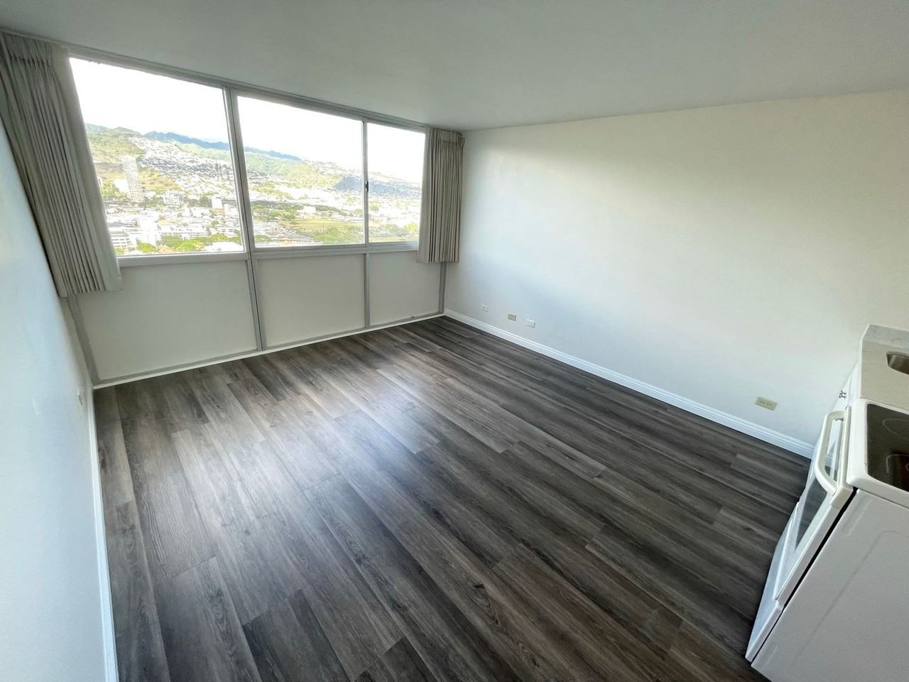 2211 Ala Wai Blvd #3101 - Photo 2 of 17