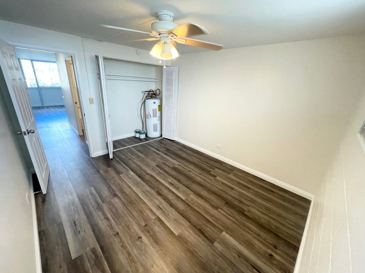 2211 Ala Wai Blvd #3101 - Photo 7 of 17