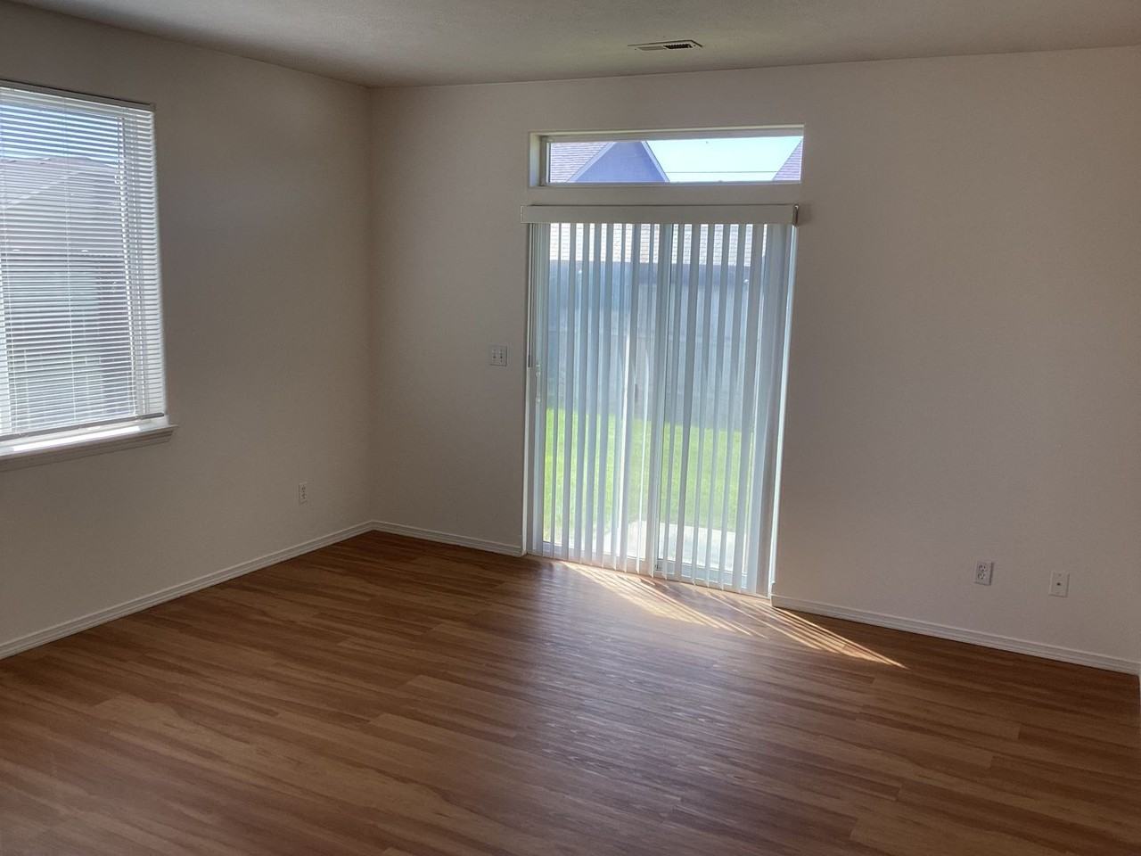 12517 W 5th Ave - Photo 5 of 18