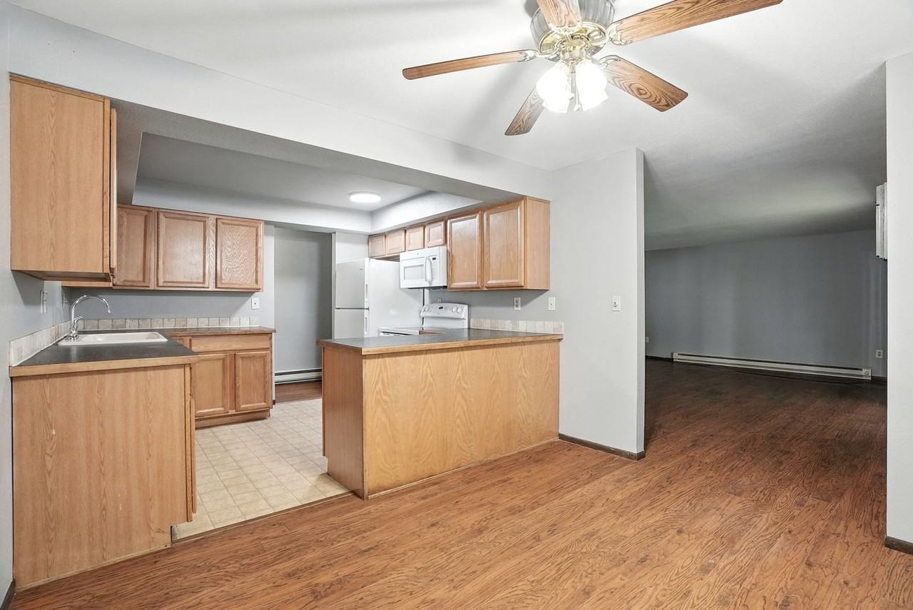 10407 E Main Ave #7 - Photo 5 of 15