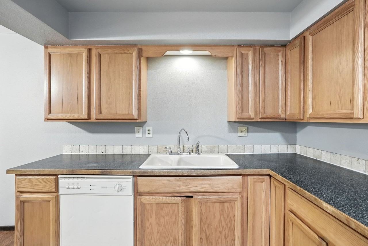 10407 E Main Ave #7 - Photo 7 of 15