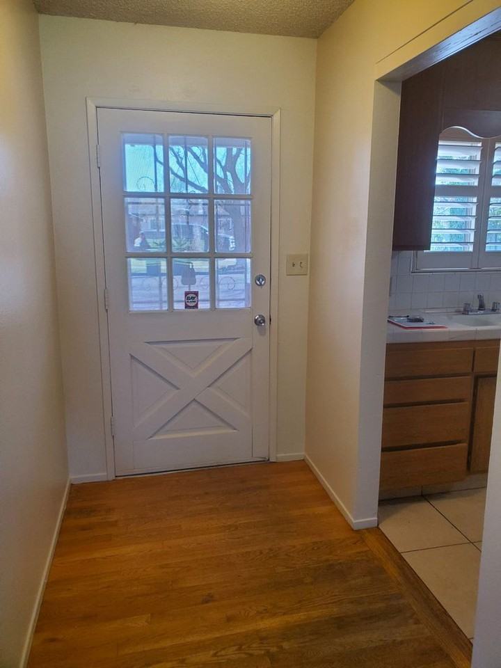1505 W Rumble Rd - Photo 2 of 28