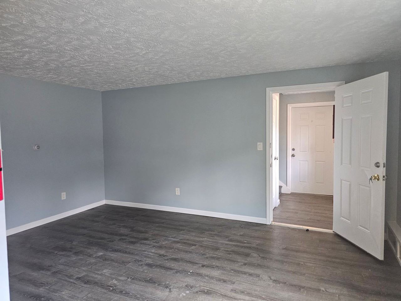 640 Highland Pl #2 - Photo 3 of 9