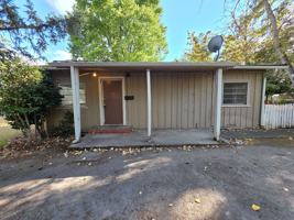 featured image of 1044 Nw Conklin Ave