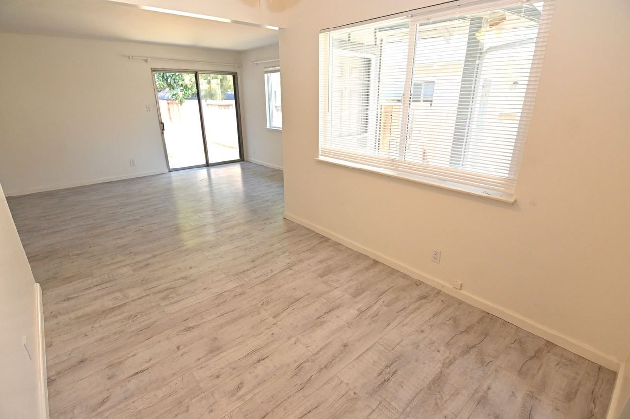 1295 Flora Ave - Photo 6 of 20