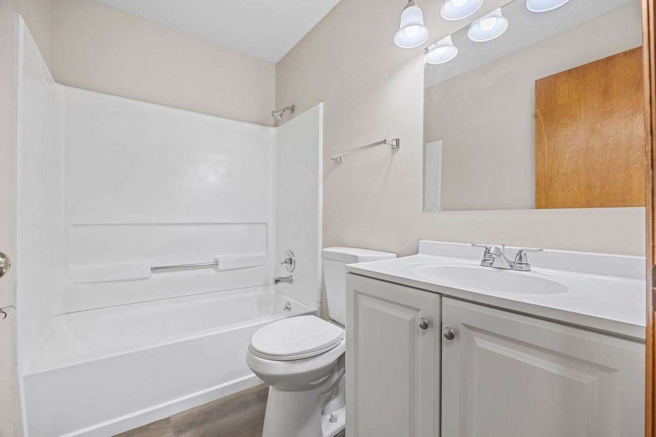 3801 Pebble Ct - Photo 5 of 29