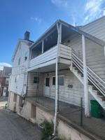featured image of 910 Penn St