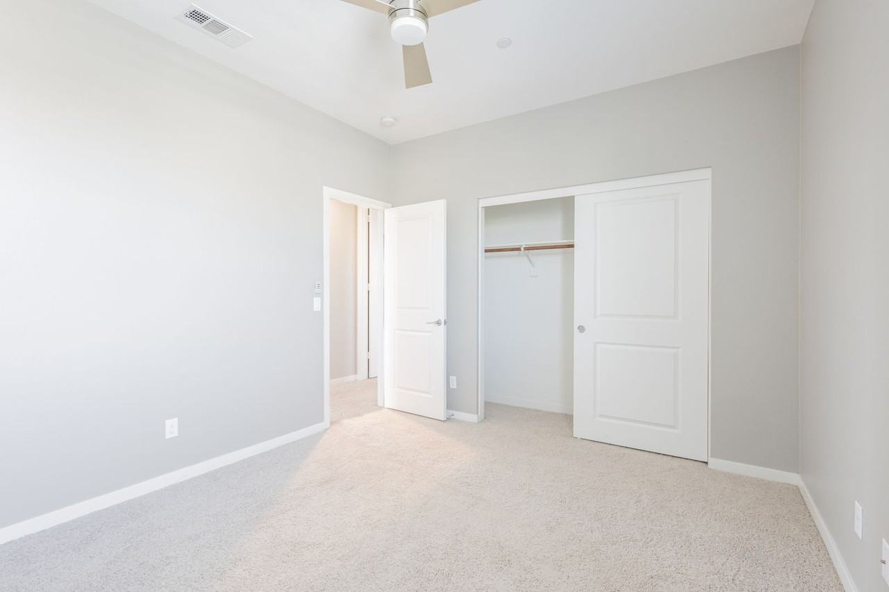 4808 S Tangerine Way - Photo 4 of 22