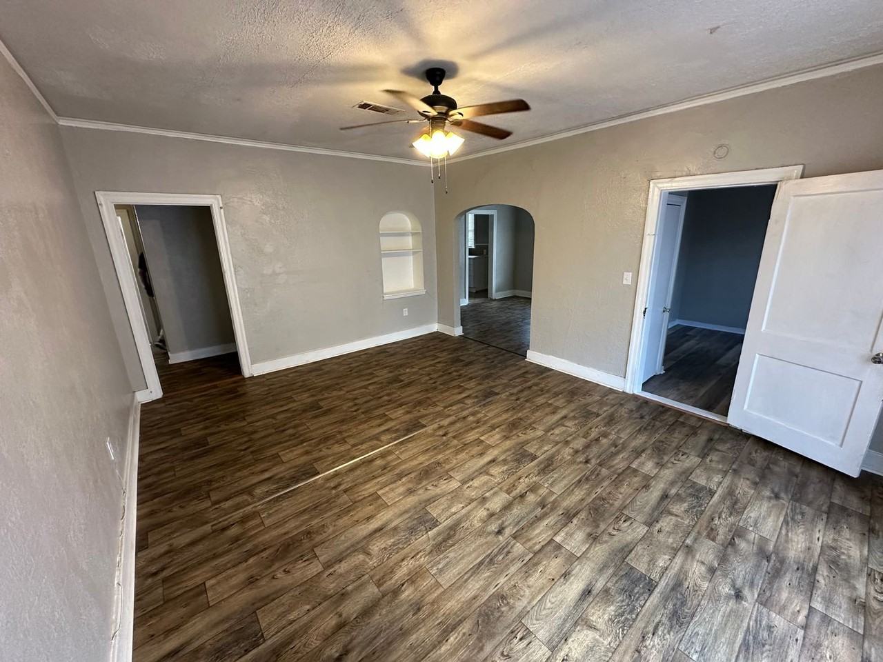 3438 W Capitol St - Photo 2 of 13