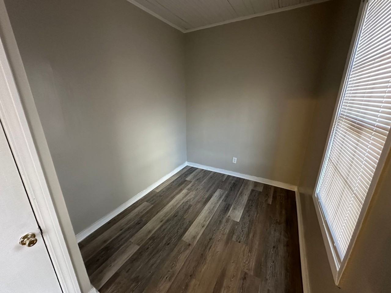 3438 W Capitol St - Photo 7 of 13
