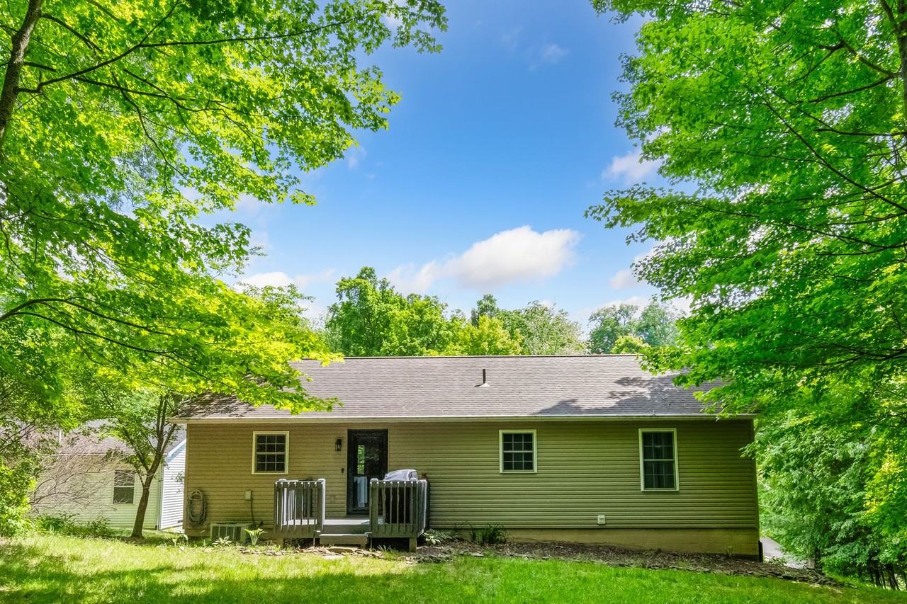 444 Grand Ridge Dr - Photo 4 of 27