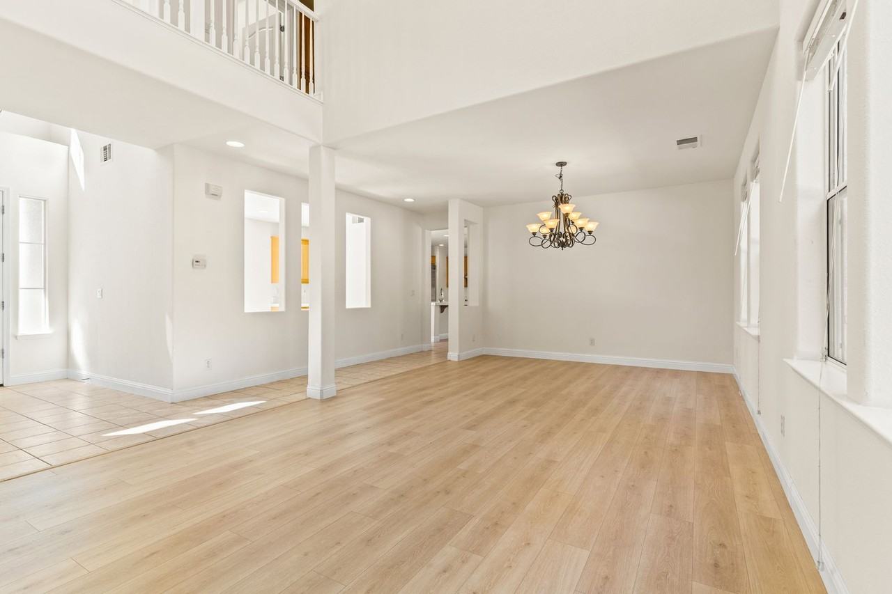3311 Montevideo Dr - Photo 7 of 50