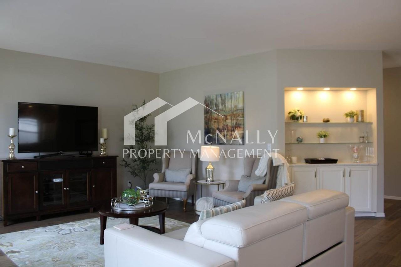 1114 Garden Cir - Photo 6 of 22