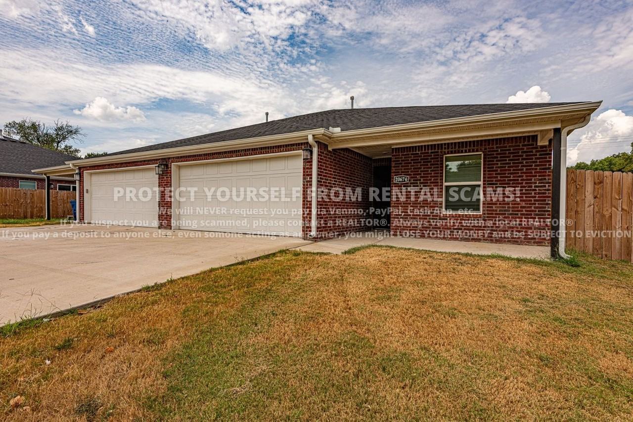 20674 Dawn Hill East Rd