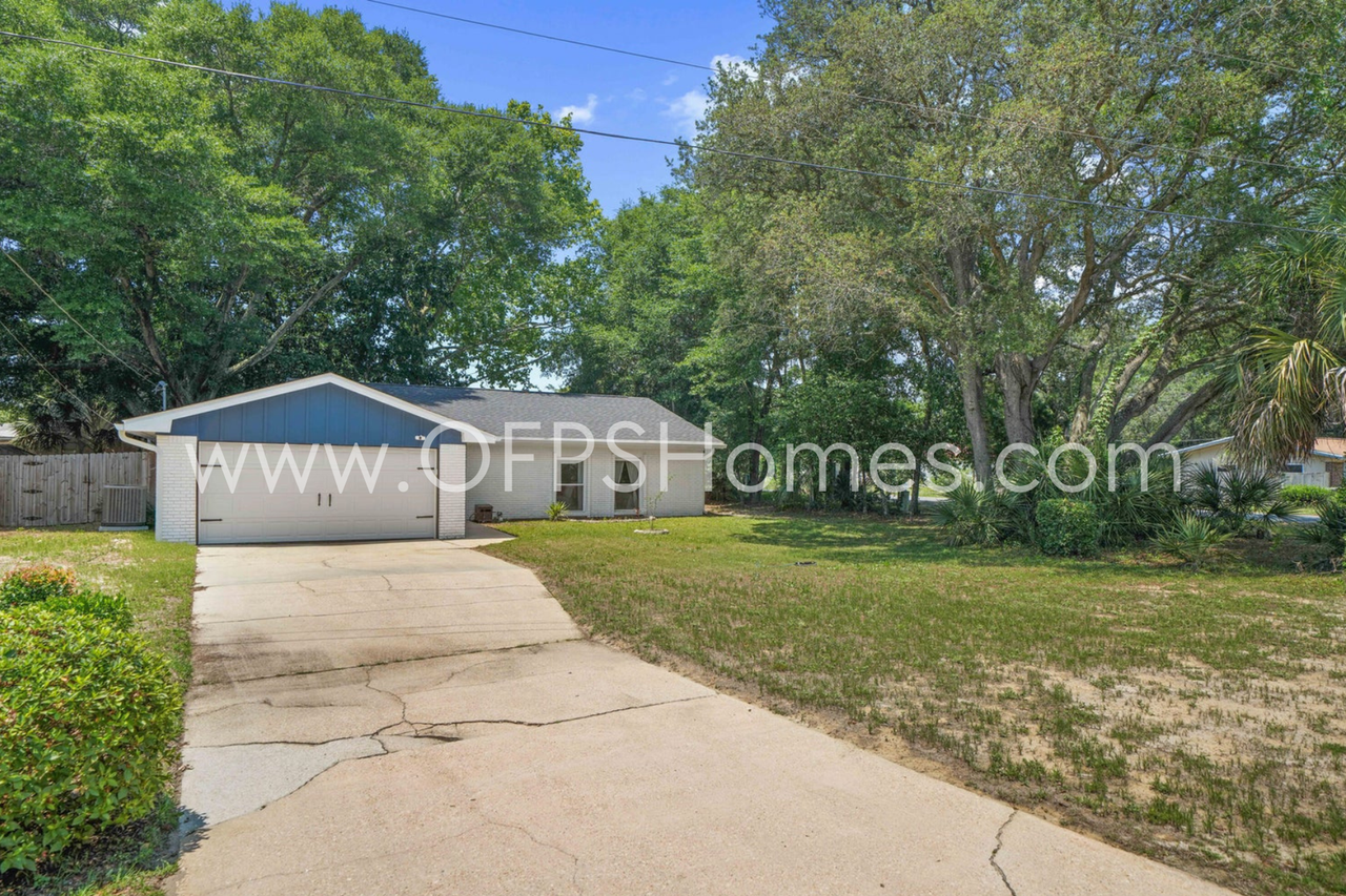 39 9th St - Photo 3 of 32