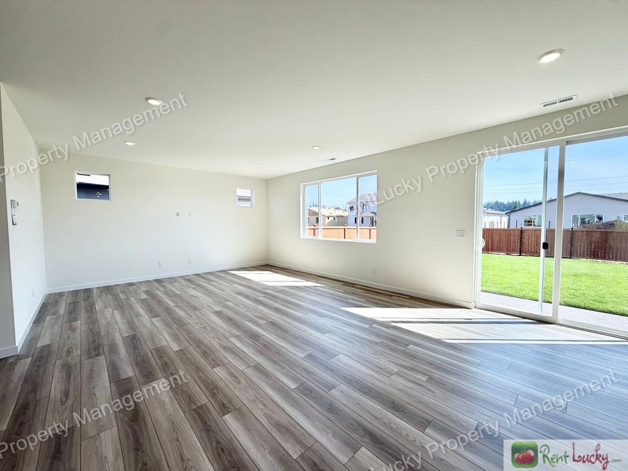 17056 127th St E - Photo 6 of 30