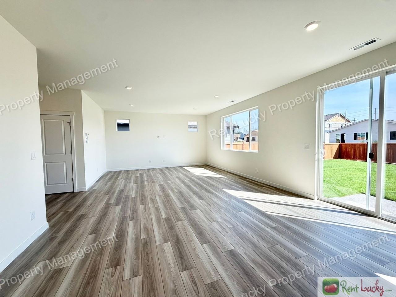 17056 127th St E - Photo 7 of 30