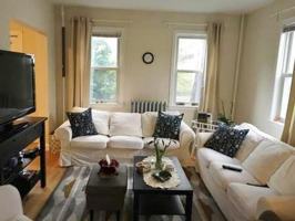 featured image of 10 Frances St