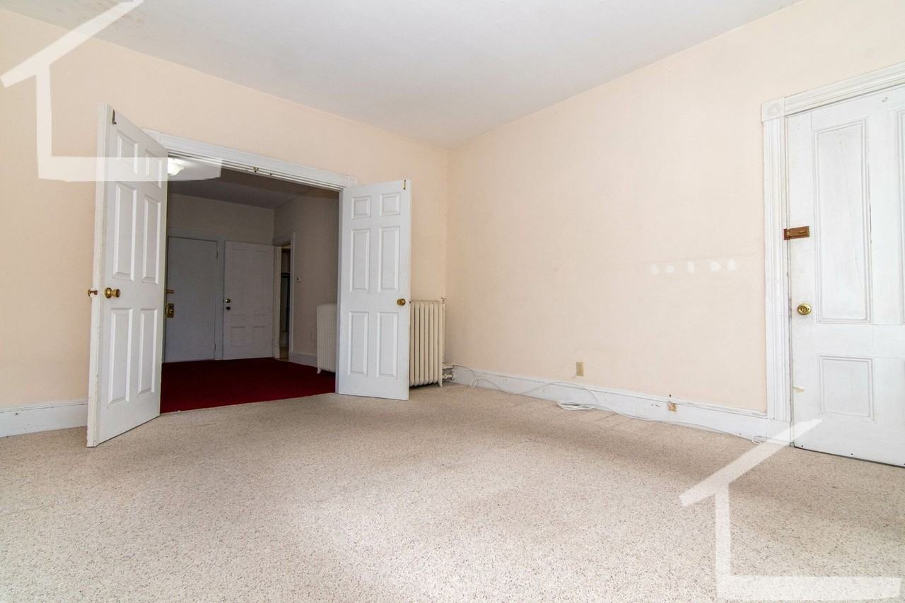 11 Cushman Rd - Photo 3 of 12