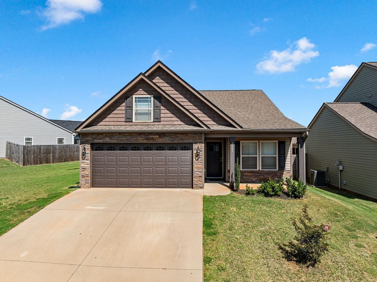 1161 Wanley Way - Photo 2 of 39