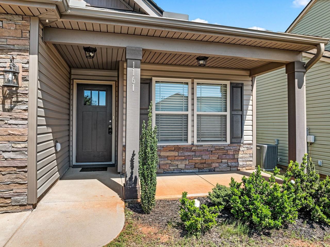 1161 Wanley Way - Photo 3 of 39