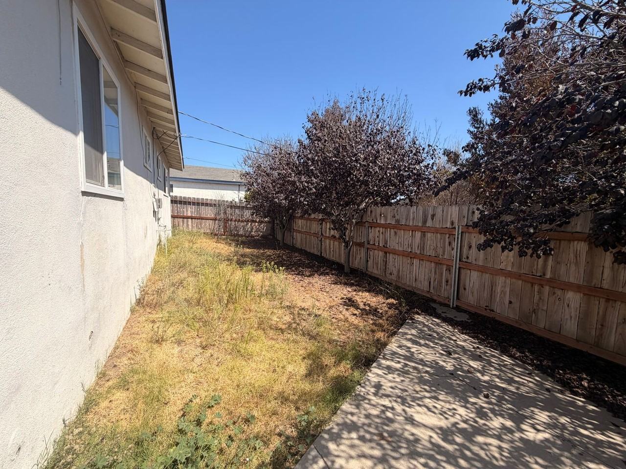 2150 Paso Robles St - Photo 7 of 12