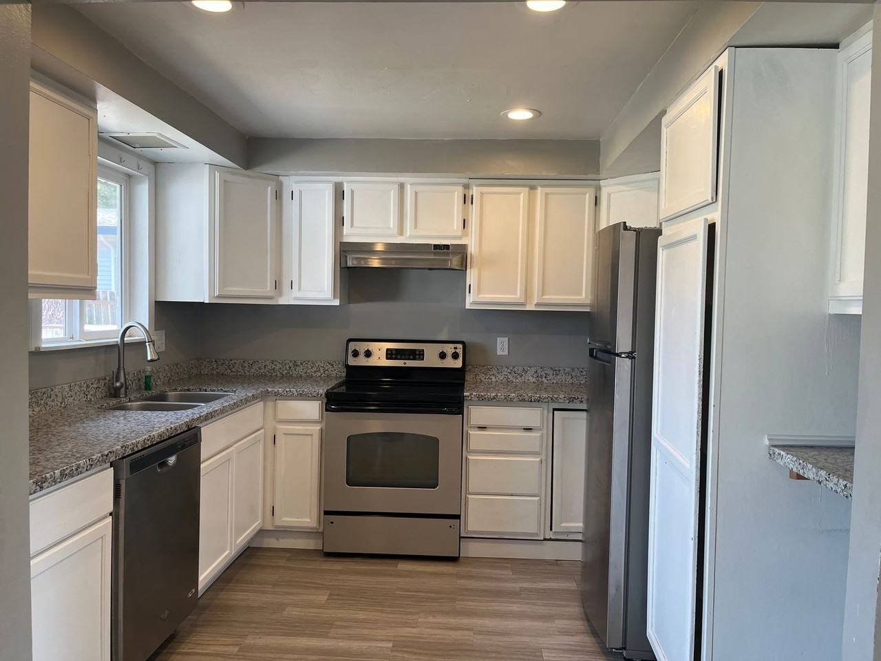 10509 110th St Sw - Photo 2 of 15