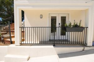 featured image of 392 Santa Maria Ave