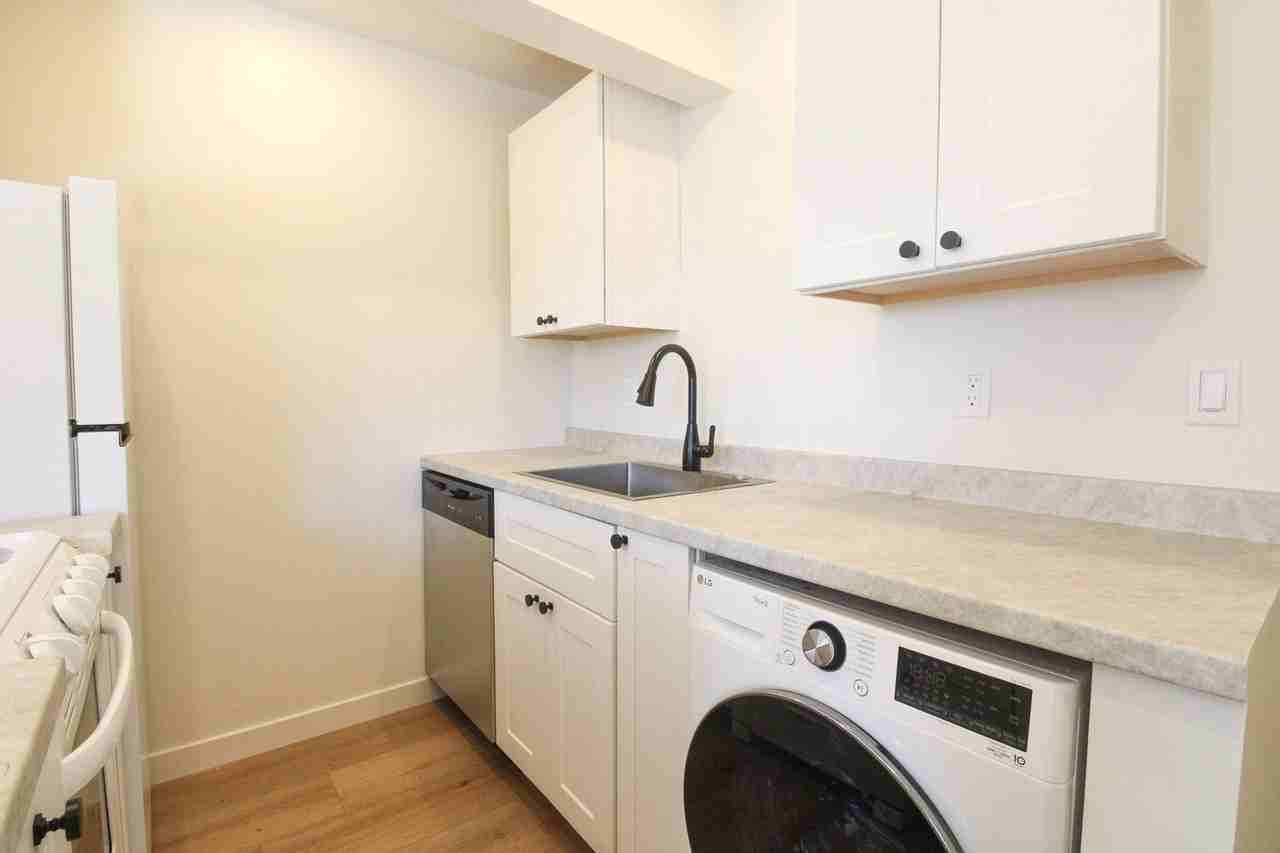 392 Santa Maria Ave - Photo 6 of 12