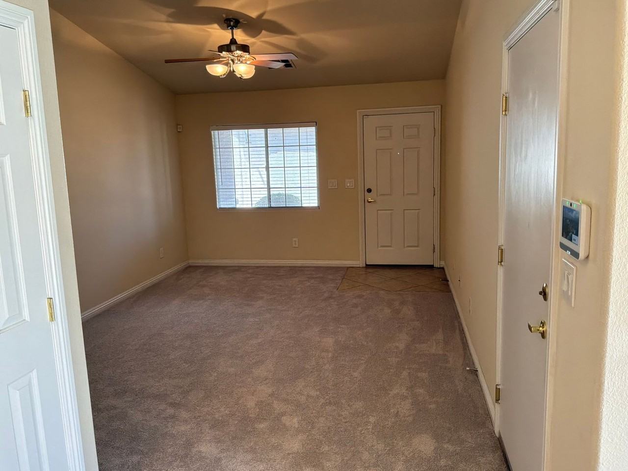 5415 Blue Oat Ave - Photo 3 of 27