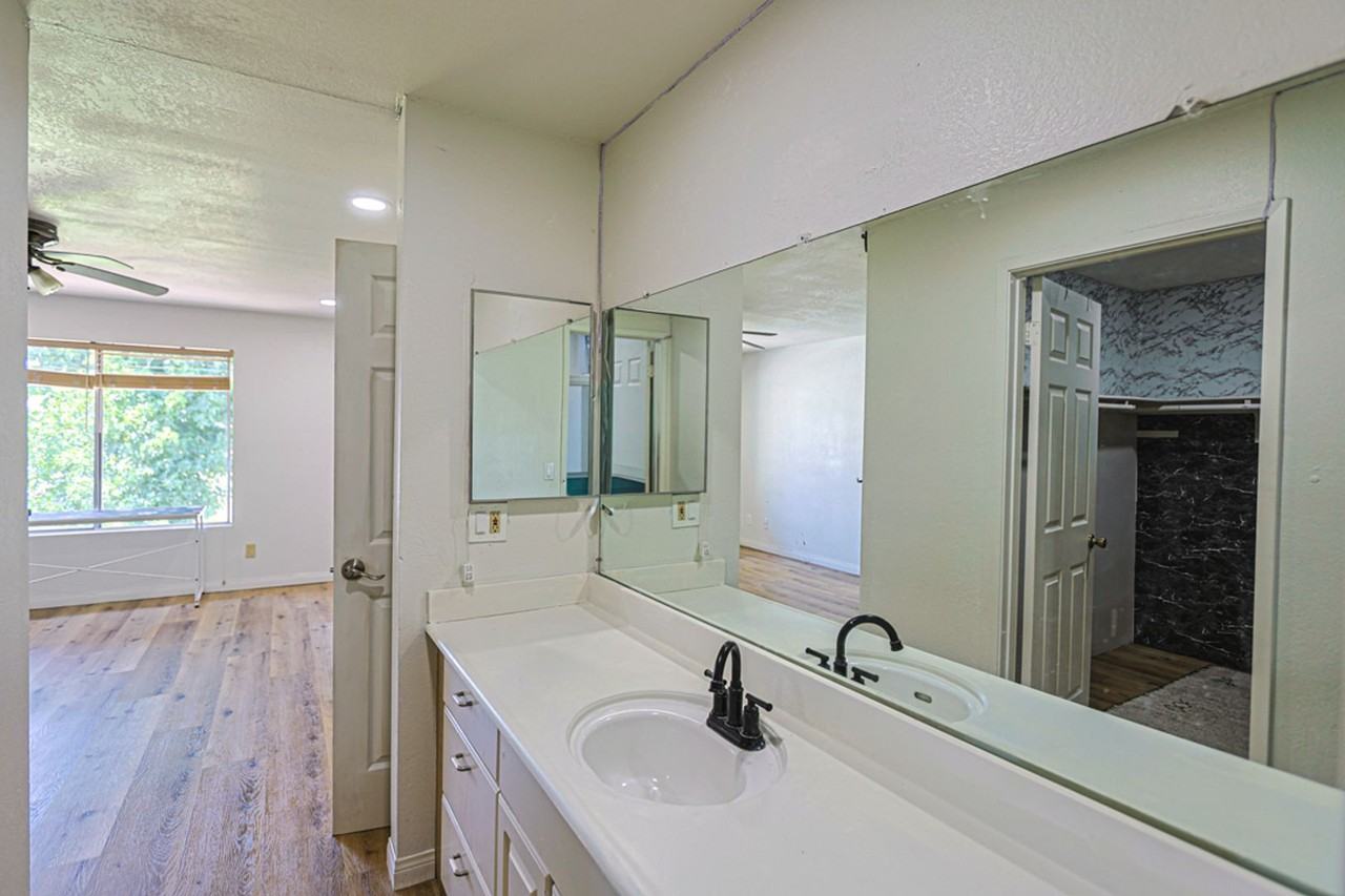 3440 W Park Balboa Ave - Photo 7 of 10