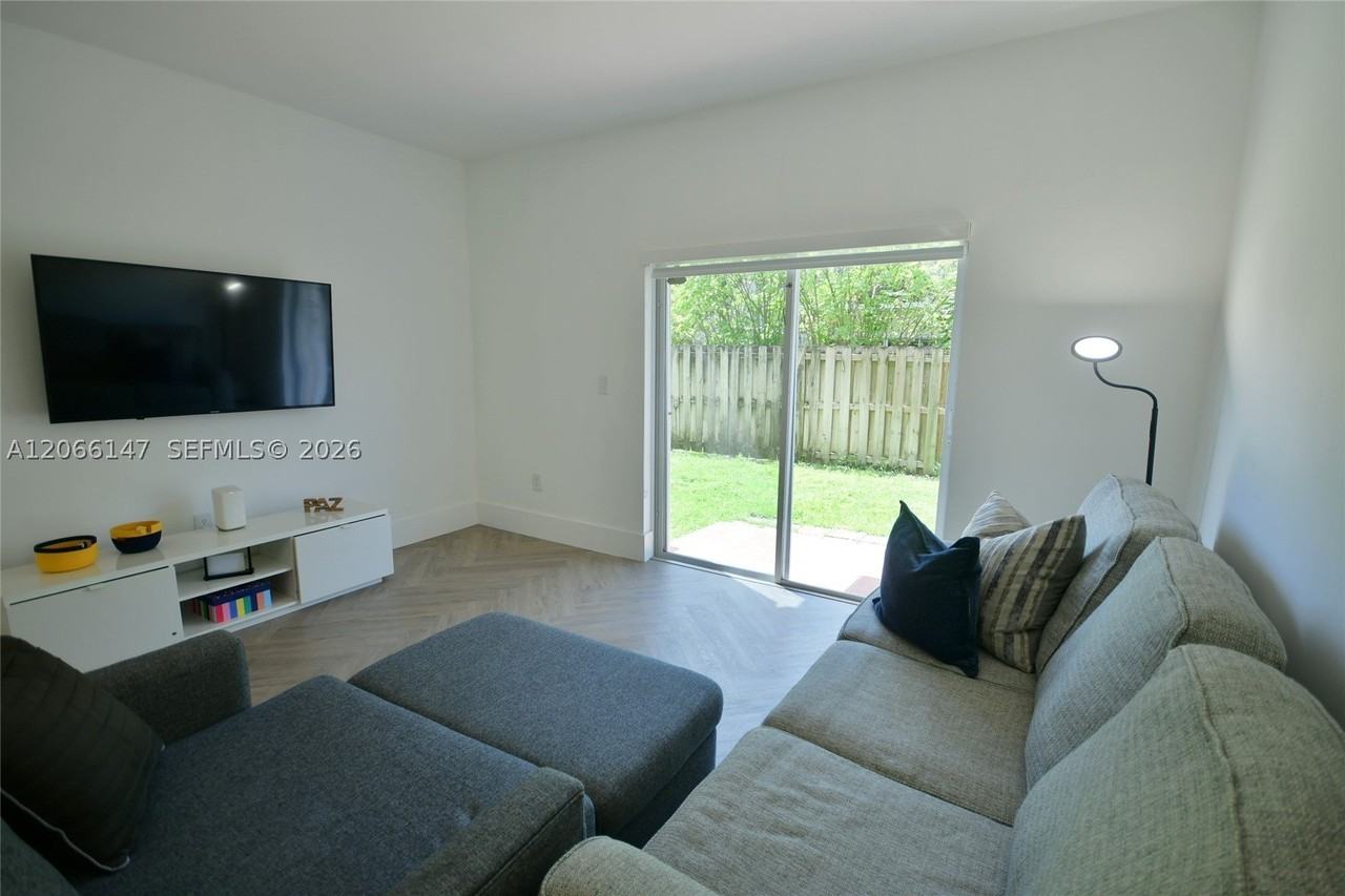 10026 Hammocks Blvd #103-6 - Photo 2 of 50