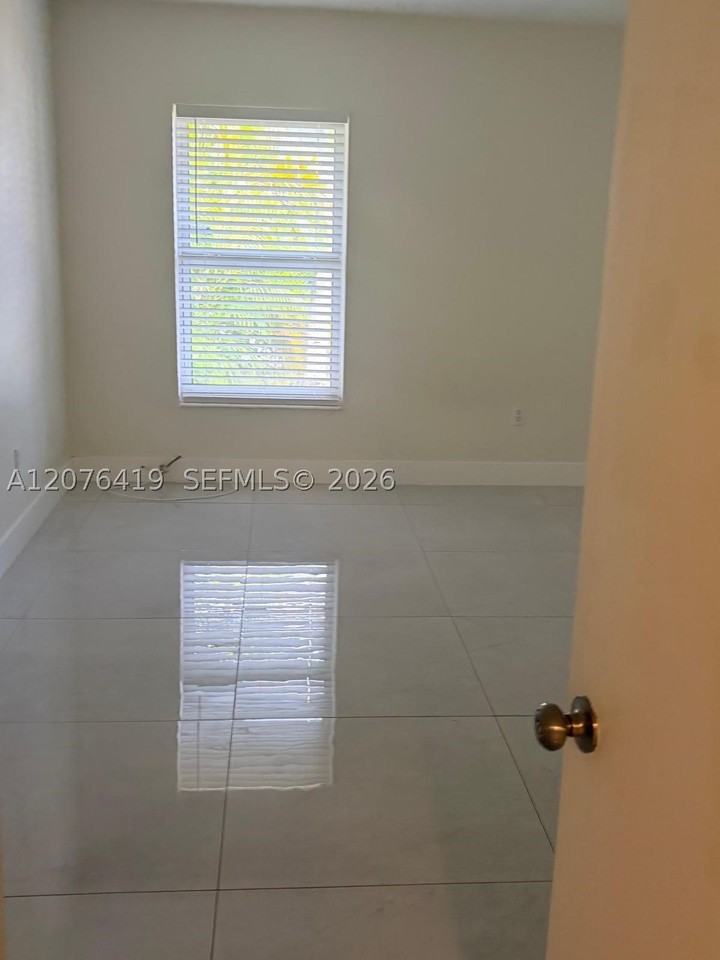 7473 Sw 82nd St #D103 - Photo 7 of 12