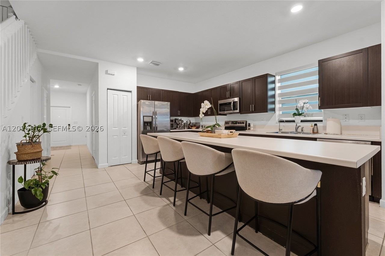 25176 Sw 107th Ave - Photo 7 of 44