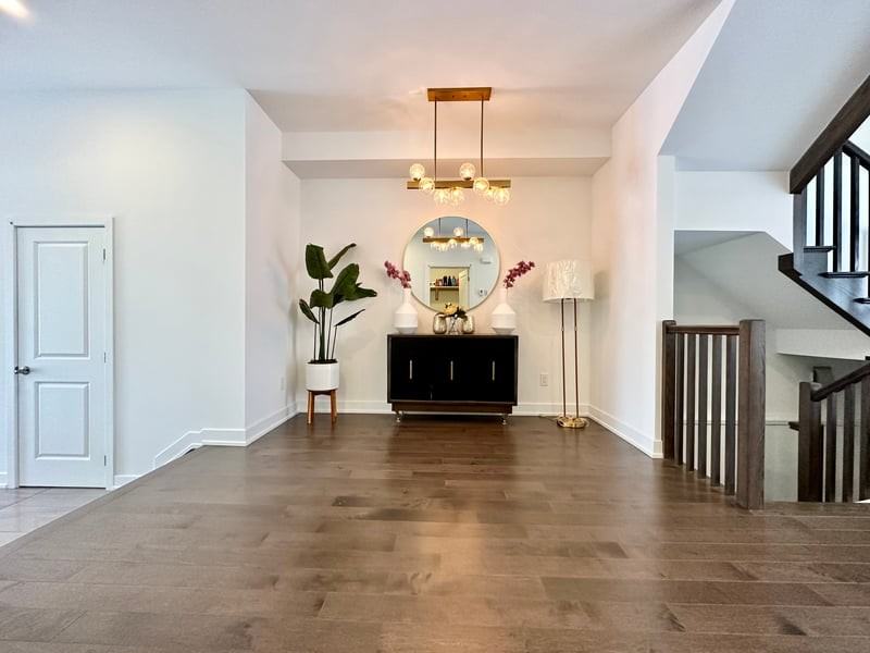 297 Joshua St - Photo 2 of 13