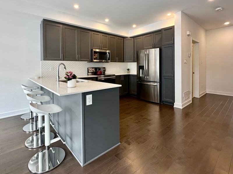 297 Joshua St - Photo 3 of 13