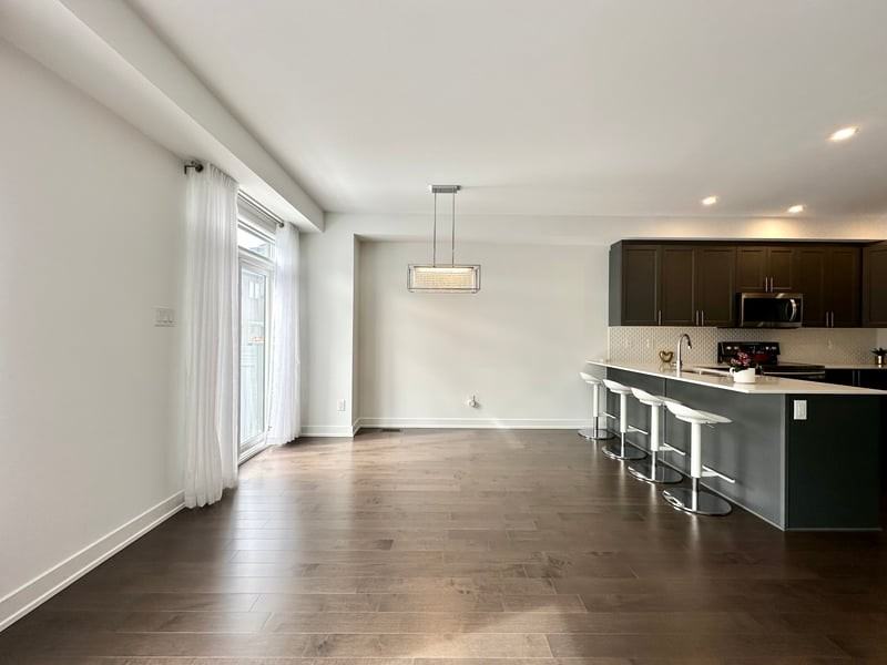 297 Joshua St - Photo 5 of 13