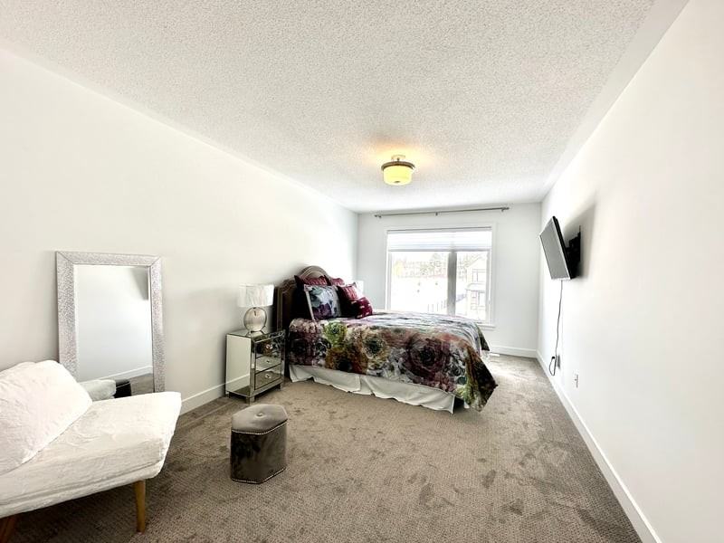 297 Joshua St - Photo 7 of 13